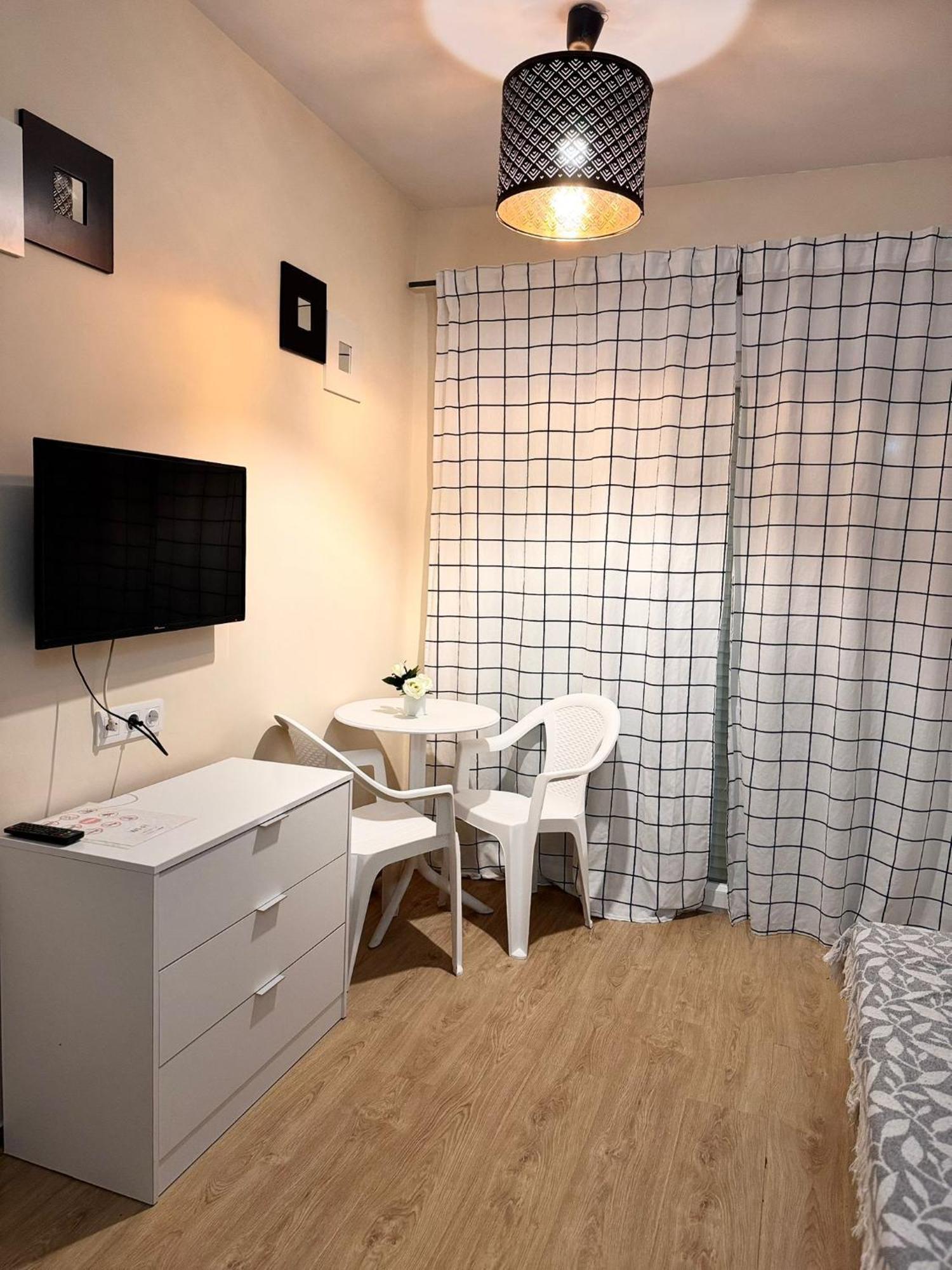 Studio A 200M De La Playa Los Locos Torrevieja Værelse billede